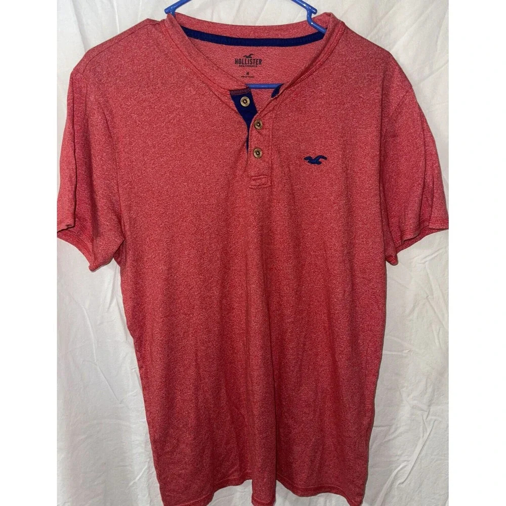 Hollister Mens Shirt Size Medium Red Pullover Half Button Short Sleeve
